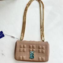 [Pre-Owned] Lola Bag TB Logo Metal Chain Quilted Lambskin Crossbody Shoulder Bag - Very Good #14A98W4 ONE SIZE