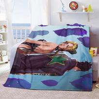 Soft Warm Anime JoJo Bizarre Adventure Print Flannel Throw Blanket for Sofa Bedspread Living Room Decor Summer Blankets Size: 75*100cm, Weight: 230 GSM