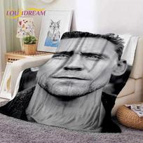 3D Tom Hiddleston koliažas Aktorius Minkštas flanelinis pledas lovoms Miegamajam Sofai Iškylai, Mesti pledą lauko poilsiui Miegojimo dovanai Vaikui 75X95CM