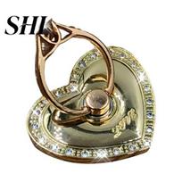 Universal Finger Ring Holder 360 Degree Rotation Metal Rhinestone Buckle Heart Shape Mobile Phone Grip Stand for Watching TV Socket auksinė