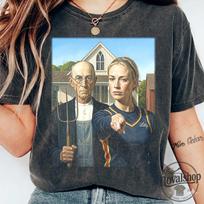 Sophie Cunningham American Gothic Shirt Funny WNBA Meme Tee Retro Sports Basketball Graphic T-Shirt Vintage Parody SweaT-Shirt S