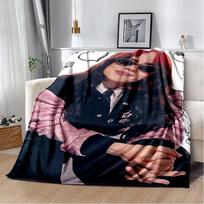 Fashion Billie Eilish Singer Star Flannel Blanket Soft Warm Throw Blanket for Bedroom Living Room Bed Travel Camping Picnic Gift Size: 75*100cm, Weight: 230 GSM