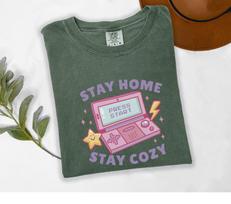 Comfort Colors Tee Gamer T-Shirt Retro Gaming Gift for Gamer Gamer Girl Fashion Coziness in Gaming Nerd Gift Idea L