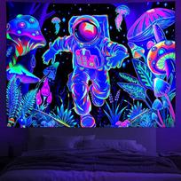 1pc Colorful Tapestry Fiction Astronauts Aliens Print Fluorescent Oversized Tapestry for Birthiday Gift Home Party Wall Decor 100X70CM