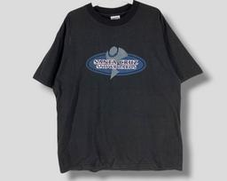 Vintage 90s Santa cruz snowboards logo T-Shirt collectible skate surf casual outfit single stitch tee black XLarge L