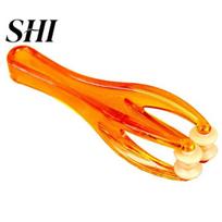 Reduce Fatigue Finger Massager Relief Arthritis Pain Ergonomic Design Relieve Joint Two Wheels Massage Rotatable Balls Lightweight Acupoint oranžinė