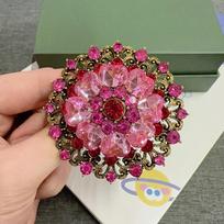 Weiman Retro Brilliant Yellow Pink Green Flower Brooches Luxury Women Fashion Crystal Rhinestone Alloy Customize  Brooch Pins XD824089 auksas