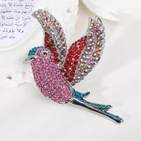 Weiman Vintage Luxury Hummingbird Brooch Elegant Antique Tone Zircon Premium Accessory Pin for Wedding Clothes Alloy Jewelry raudona