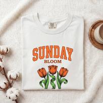 Tulip Bouquet Shirt Floral Outdoors Gift Women Shabby Chic Tee Flower Arrangement T-Shirt Botanical Fan Vintage Tshirt Nature Graphic Line 2XL