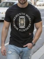 Memento Mori Death Timer Graphic - Gothic Latin Motif & Skull Design T-shirt S įvairiaspalvis