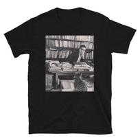 yukio mishima with his cat T-Shirt M gray