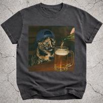 Tortie Cat Drinking Beer Shirt, Funny Cat Beer Meme Tee, Tortoiseshell Cat Graphic T-Shirt, Novelty Beer Lover Gift for Cat Mom Dad 4XL