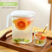 High-Capacity, Heat-Resistant Plastic Pitcher for Cold Water, Fruit, and Herbal Tea Standard Model