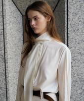 Rene J Collar Scarf Tie Blouse Beige/Os