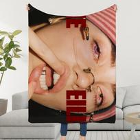 SINGER B-BillieS E-EilishS Blanket Throw Super Cosy Plush Living Room Sofa Couch Childish Birthday Gifts Size: 75*100cm, Weight: 230 GSM