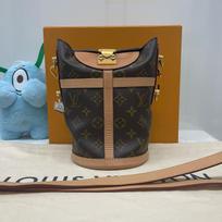 [Pre-Owned] Duffle Classic Monogram S-Lock Detachable Shoulder Strap Coated Canvas Leather - Good #1EOJDQ3 ONE SIZE