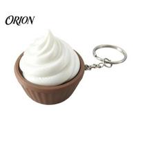 Cute Creative Keychain 3D Printed Simulation Cake Fidget with Metal Key Ring, Dessert Squeeze Toy Click Button Commuting Stress Relief & Detachable balta