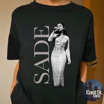 SADE Music Concert T-Shirt: Vintage Style Retro 80s 90s Graphic Tee XL