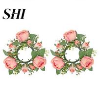 Artificial Wreath 2Pcs Candlestick Garland Lifelike Candle Holder Realistic Flower Home Decor Long-lasting for Party Decoration High-quality šviesiai rausvos spalvos
