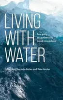 KNYGA Kate Moles Living with Vanduo