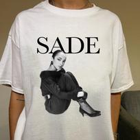 SADE Music Concert v2 T-Shirt: Vintage Style Retro 80s 90s Graphic Tee L