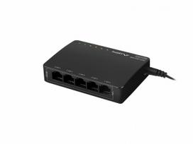 LANBERG switch 5x 1Gb/s PoE+ unmanaged