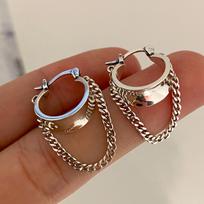 Elegant Retro Design: Dongdaemun Chain Ear Cuff for Women