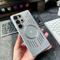 Metalinis Dažytas Tuščiaviduris Šilumos Išsklaidymo Magnetinis Dėklas Skirtas Samsung S26 Edge S2 S24 S23 S26Ultra Plus A6 A PC Dangteliui S26Ultra gray