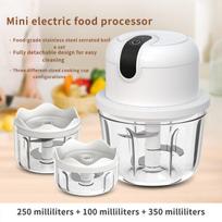 Mini elektrinis maisto smulkintuvas – komplekte yra 250 ml + 100 ml + 350 ml talpos indai, puikiai tinkantys česnakams, mėsai, daržovėms ir kitiems ingredientams.