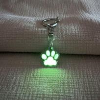 Bag Ornament Cat Paw Keyring Glow in Dark Luminous Paw Keychain Fashion   Car Keys Green-D buckle