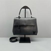 [Pre-Owned] Cluny Bb Leather Shoulder Bag - Very Good #1UX4R8J ONE SIZE