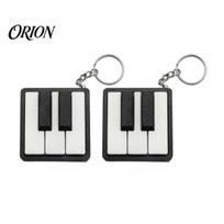 Piano Key Fidget Toy 2Pcs Keychain Pendant, 3D Printed Mini Keys Stress Relief Toy, Smooth Buttons Durable Pendant Chain with Metal Ring, Black White 2pcs