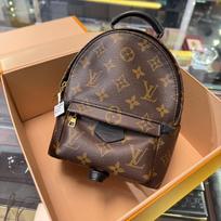 [Pre-Owned] Louis Vuitton Palm Springs Mini 'Brown Monogram Canvas' - Excellent #R4HSAO ONE SIZE
