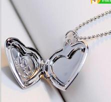 Suteyi Po Frame Memory Locket Necklace Gold  Color Pendant Pet Cat Dog Paw Footprint Necklace Mother'S Day Gift Jewelry