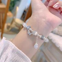 Luxurious Shining Butterfly New Creative Bracelet Fashionable and Minimalist Party Souvenir Jewelry Exquisite Christmas and Birthday Gifts 【White】