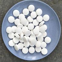 50 vnt / buteliukas baseino valymo tabletė Chloro bromo tabletės valiklis plaukimo SPA buitinės valymo priemonės 50PCS