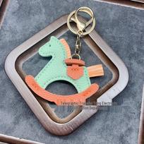 PU Leather Rocking Horse Keychain - Creative Carousel Pendant Keyring ežero žalia spalva