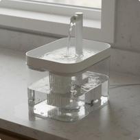 Automatic Pet Water Dispenser Easy to Hygienic Layered Filtration for Cat, Kittens White Normal