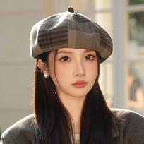 New Autumn and Winter Plaid Beret Women's Fashion Painter Hat Retro British Bud Hat one size juoda pilka spalva