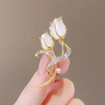 Opal Tulip Brooch Premium Niche Temperament Pin Delicate Suit Sweater Pin Accessories Corsage