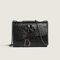 Women's Retro Crocodile Pattern Chain Crossbody Shoulder Bag with D Lock Metal Decoration. juoda