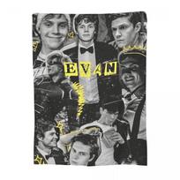 Evan Peters Pattern Blanket Soft Warm Flannel Throw Blanket Plush for Bed Living room Picnic Travel Home Sofa Size: 75*100cm, Weight: 230 GSM