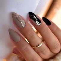 Manicure Long Almond False Nails Vintage Brown Maple Squirrels Press on Nails Detachable Gold Lines Fake Nials Women