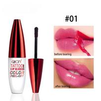 Long Lasting and Non-Sticky Lip Gloss: Easy To Apply and Moisturize