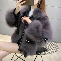 Fashion short fur coat women's winter new design rivet bat sleeve fur integrated coat S (recommended under 47.5 kg) pilka spalva