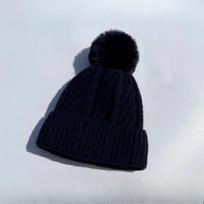 Winter Twist Knitting Hats Warm Fur Pompom Thick Plush Cap Beanies Solid Ladies Versatile Ski Snow Skullies Beanies Velvet Hat juoda