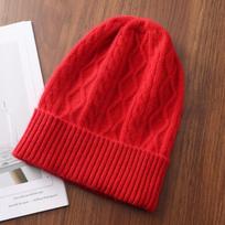 Unisex megzta kepurė iš grynos vilnos su ausų apsauga - Šilta rudenį ir žiemą One Size raudona