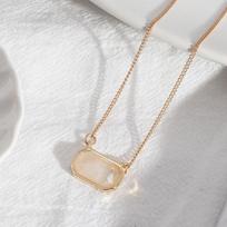 Handmade Raw Gemstone Necklace Natural Stone Square Pendant Boho Semi Stone Choker  Casual Outfit balta