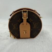 [Pre-Owned] Petite Boite Chapeau Classic Monogram Canvas Mini Shoulder Bag - Very Good #JDH4KE ONE SIZE
