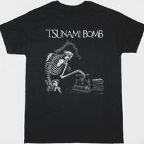 Tsunami Bomb The Spine That Binds Black T-Shirt XL